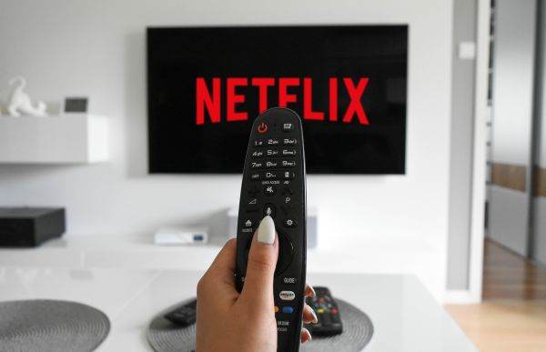 Filmele și serialele Netflix din februarie 2025. Ce trebuie să vezi neapărat