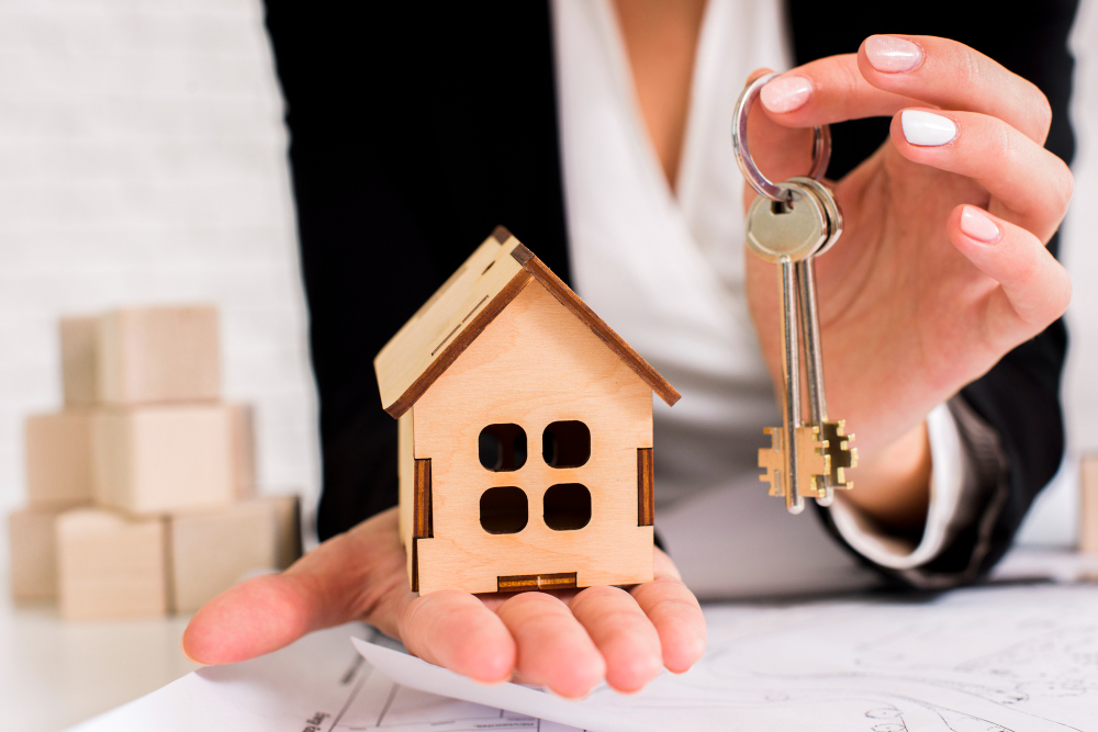 Piața imobiliară în 2025, afectată de valul de concedieri! Ce se întâmplă cu prețurile locuințelor