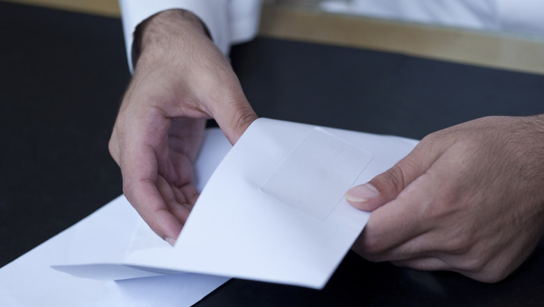 Românii care primesc „Plicul de la Fisc” nu trebuie să facă asta! Riscă să își piardă toți banii