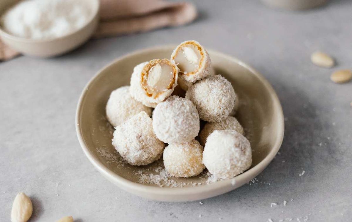 Prăjitură Raffaello originală. Rețeta nu necesită coacere!