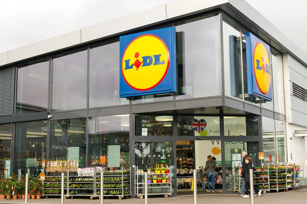 Un produs consumat frecvent de români, retras de pe rafturile magazinelor Lidl România. ANSVSA: „Poate provoca leziuni la nivelul gurii”