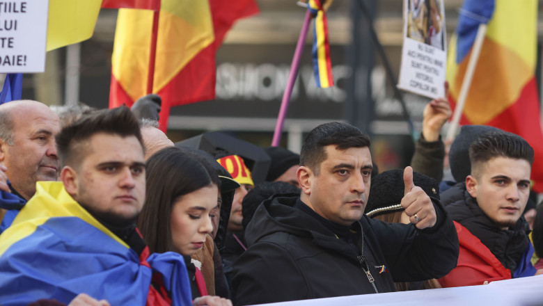 Proteste în toată țara pentru reluarea turului 2! Suveraniștii sunt în stradă