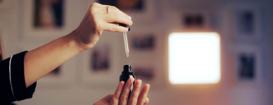 Retinol, beneficii în rutina de îngrijire. Care este secretul unui ten mai tânăr și mai sănătos
