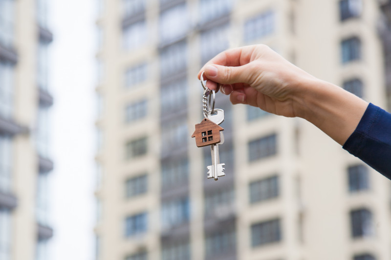 Românii care vor să își cumpere un apartament în 2025 trebuie să știe asta! Ce se întâmplă cu avansul solicitat de către dezvoltatorii imobiliari 