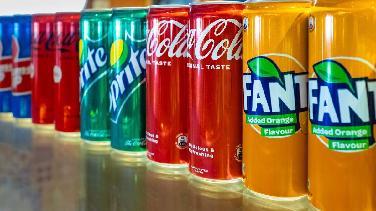 Îmbuteliatorul european al băuturilor Coca-Cola a anunţat o operaţiune de retragere masivă de pe piaţă a unor produse. Care este motivul