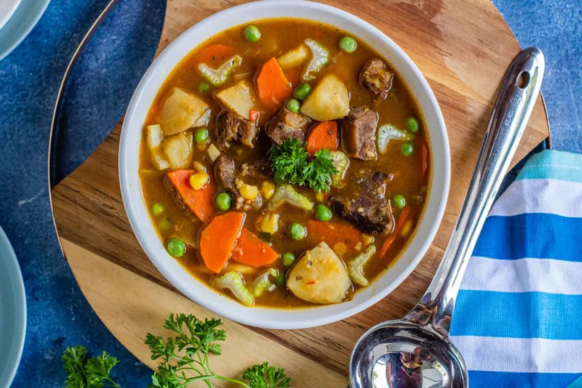 Cea mai delicioasă supă de vită. Gust aromat și carne gustoasă