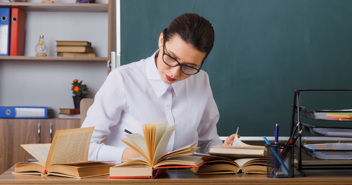 Titularizarea profesorilor, pe masa schimbării: Ministrul Educației promite reformă, dar fără „dramatism”