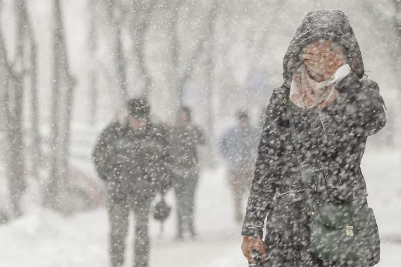 Atenționare meteo: Viscol puternic și ninsori abundente lovesc România