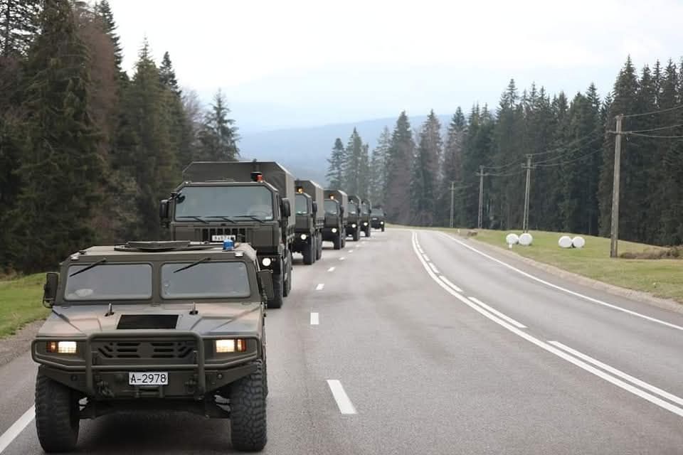 Convoaie de personal și tehnică din Brigada 15 Mecanizată „Podu Înalt” se vor deplasa pe căi de comunicații feroviare și rutiere, tranzitând teritoriul național.