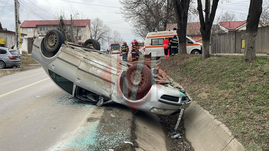 Accident rutier grav în Lunca Cetățuii! Un autoturism s-a răsturnat. Circulația este blocată – EXCLUSIV