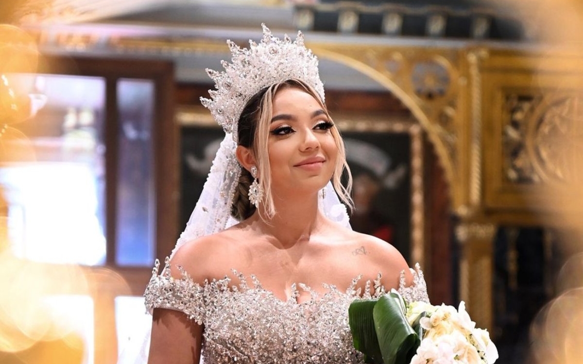 După 6 luni de căsnicie, Adriana Simionescu confirmă divorțul! Motivul pentru care au decis să se despartă