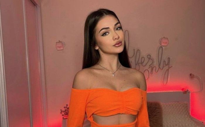 Andreea Bostanică a vorbit despre iubitul care îi face cadouri de zeci de mii de euro: „Vorbim în limba rusă!”
