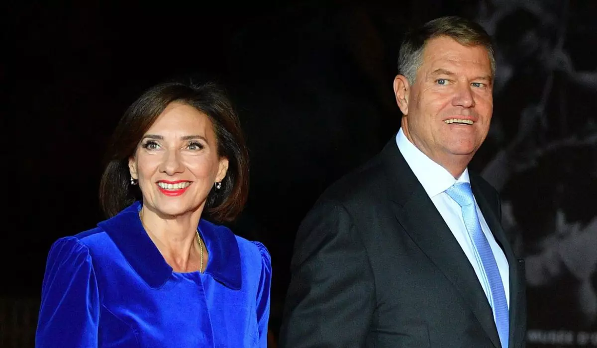 Prima apariție a lui Klaus Iohannis după demisie. A refuzat să vorbească cu jurnaliștii