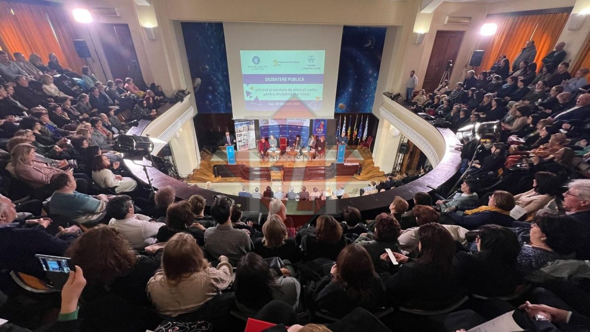 Dezbatere publică cu ministrul Educației la Iași privind planurile – cadru pentru liceu – UPDATE