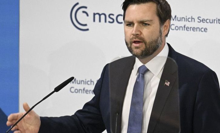 JD Vance critică cenzura religioasă în Marea Britanie: Cum un veteran al Armatei a fost condamnat pentru rugăciuni pașnice în public