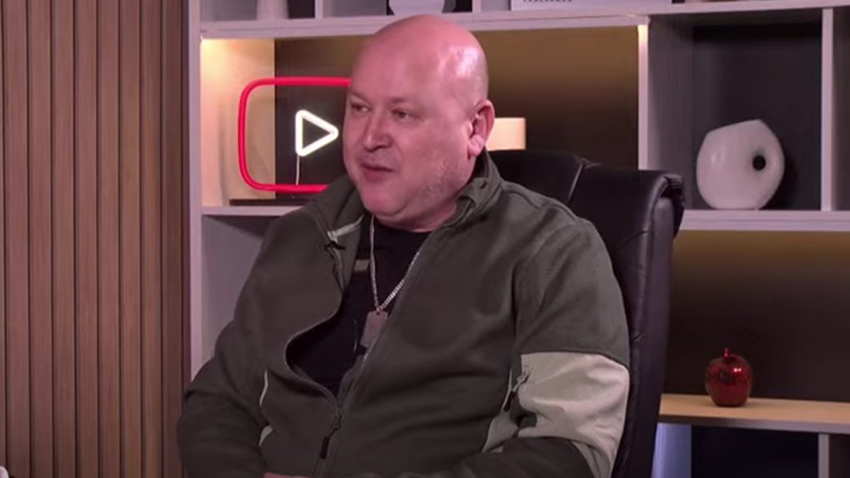 Leonard Constantin Stafie, reprezentant al Grupului de Asociații „Pentru Neam și Țară”, a premiat reporterii cotidianului Bună Ziua Iași (BZI): „Vă mulțumim că sunteți alături de noi”