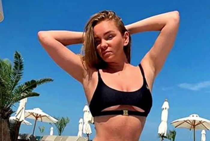Maria Constantin a făcut furori în costum de baie, pe plajele din Thailanda! Artista a slăbit enorm – FOTO