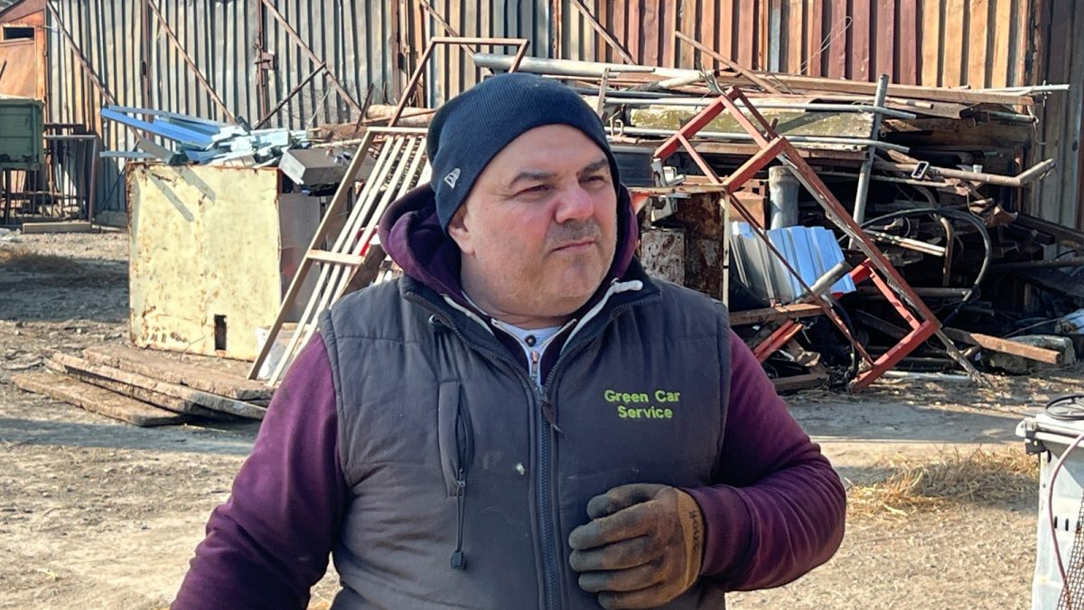 Mihai Mihăiță a câștigat sume uriașe la jobul său din Iași, dar a renunțat la tot pentru a trăi în câmp. Acum a transformat câteva parcele de teren într-un paradis