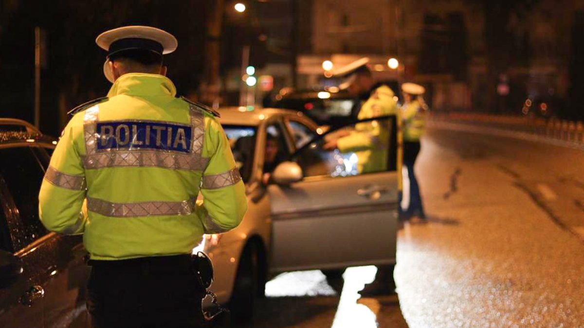 Controale în trafic, la Iași. Polițiștii au deschis mai multe dosare penale. Iată cum au fost prinși unii șoferi