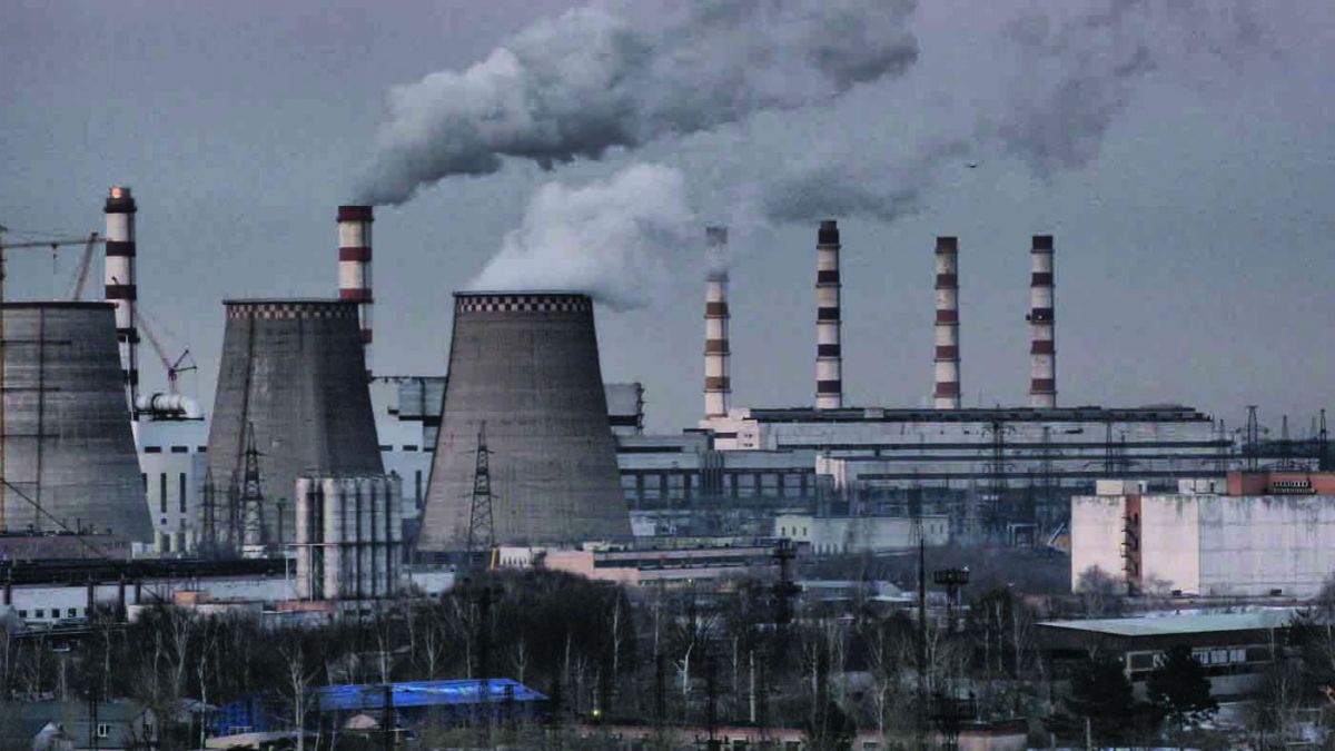O nouă încercare a Primăriei Iași de concesionare a serviciului de termoficare! Mihai Chirica vrea să scape cât mai repede de piatra de moară a bugetului local