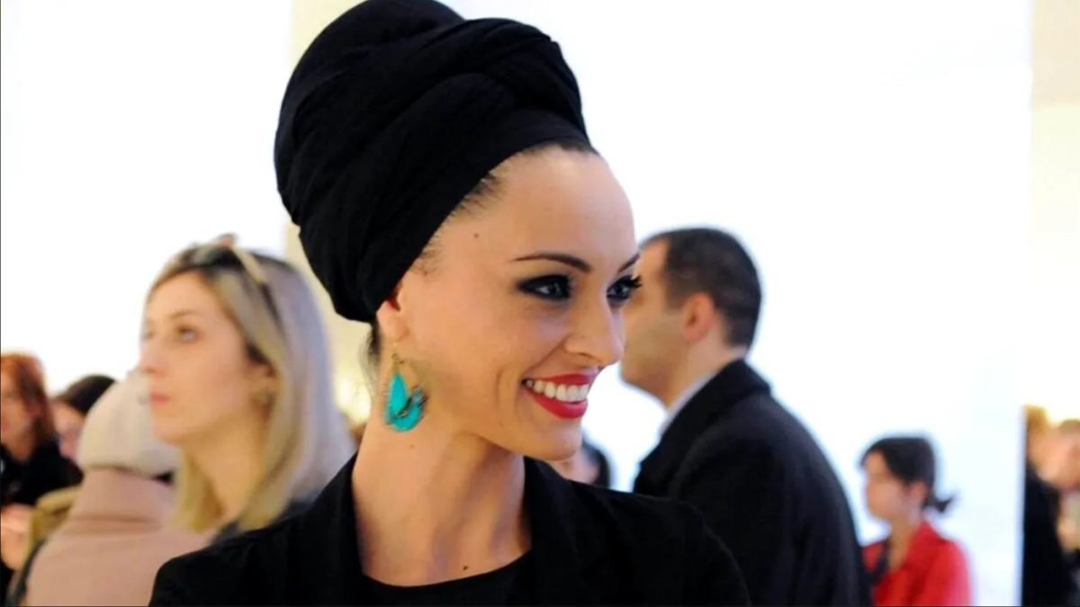 Cosmina Păsărin apare tot timpul cu un batic pe cap. De ce boală incurabilă suferă