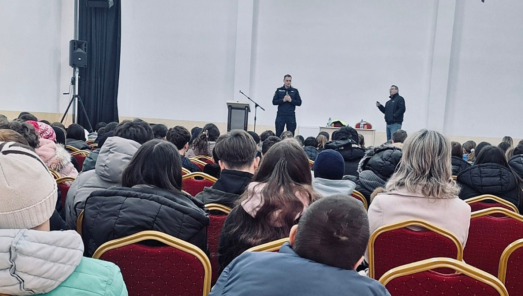 Eveniment de amploare în baza campaniei „Tăcerea e tot violență. Vocea ta e soluția”, la Iași