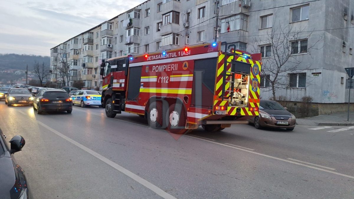 Fum suspect într-un bloc de pe strada Drobeta: Intervin pompierii ieșeni – UPDATE