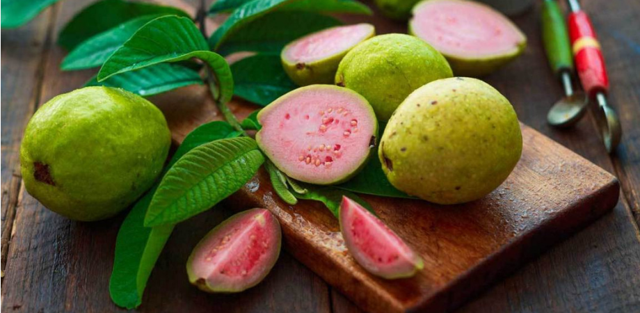 Ce beneficii are un fruct de guava și cum să îl mănânci. Ce rețetă delicioasă poți pregăti