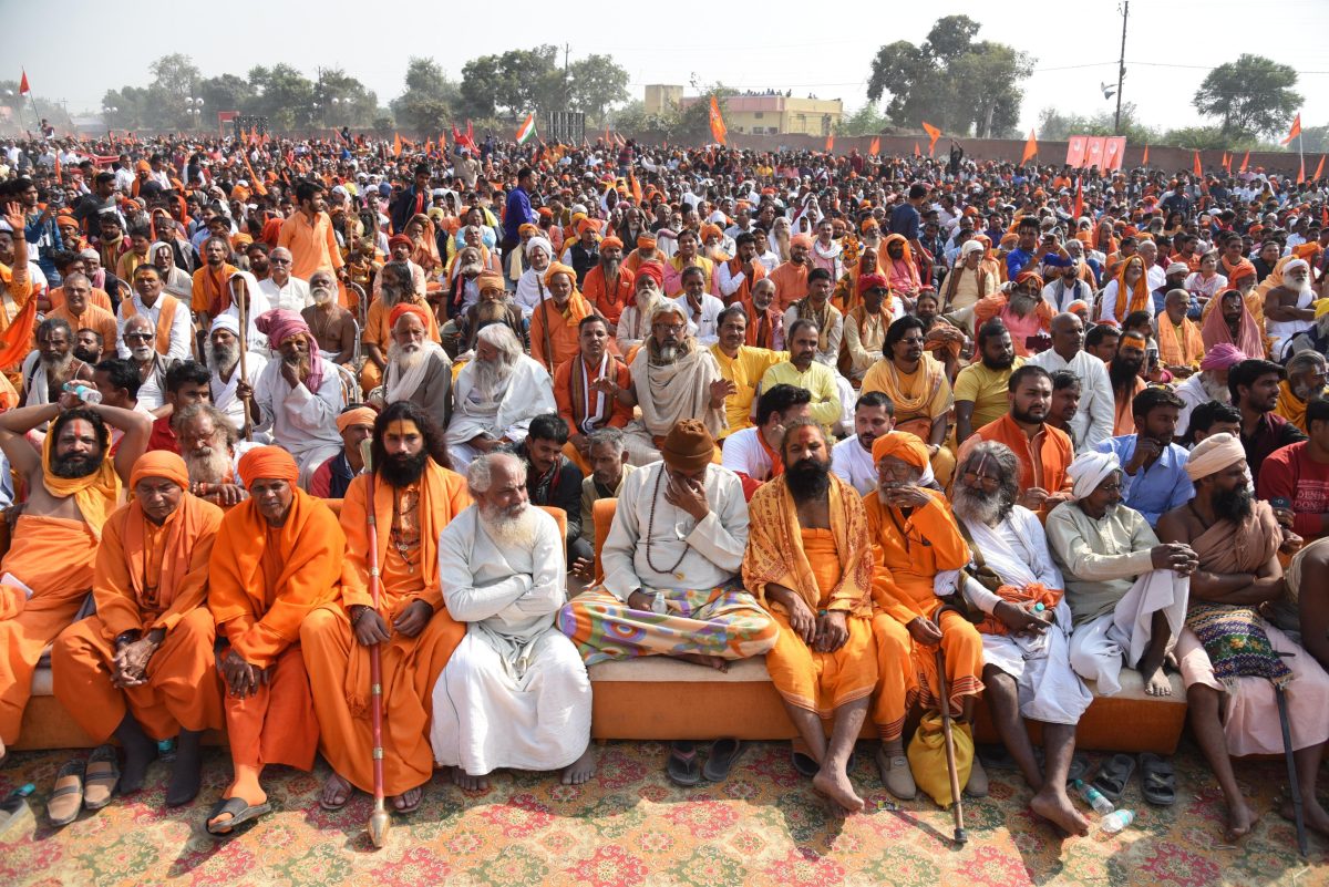 Clasă de paraziți sau ajutor social? Controversa ajutoarelor electorale în India