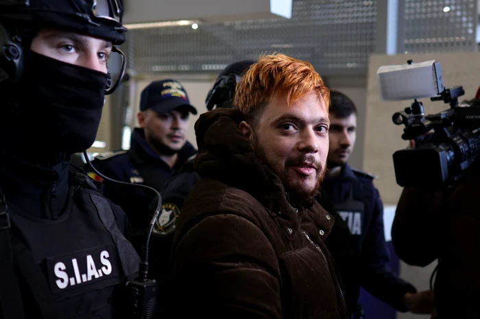 Președintele Franței laudă Poliția Română după ce unul din cei mai periculoși traficanți francezi a fost prins în România