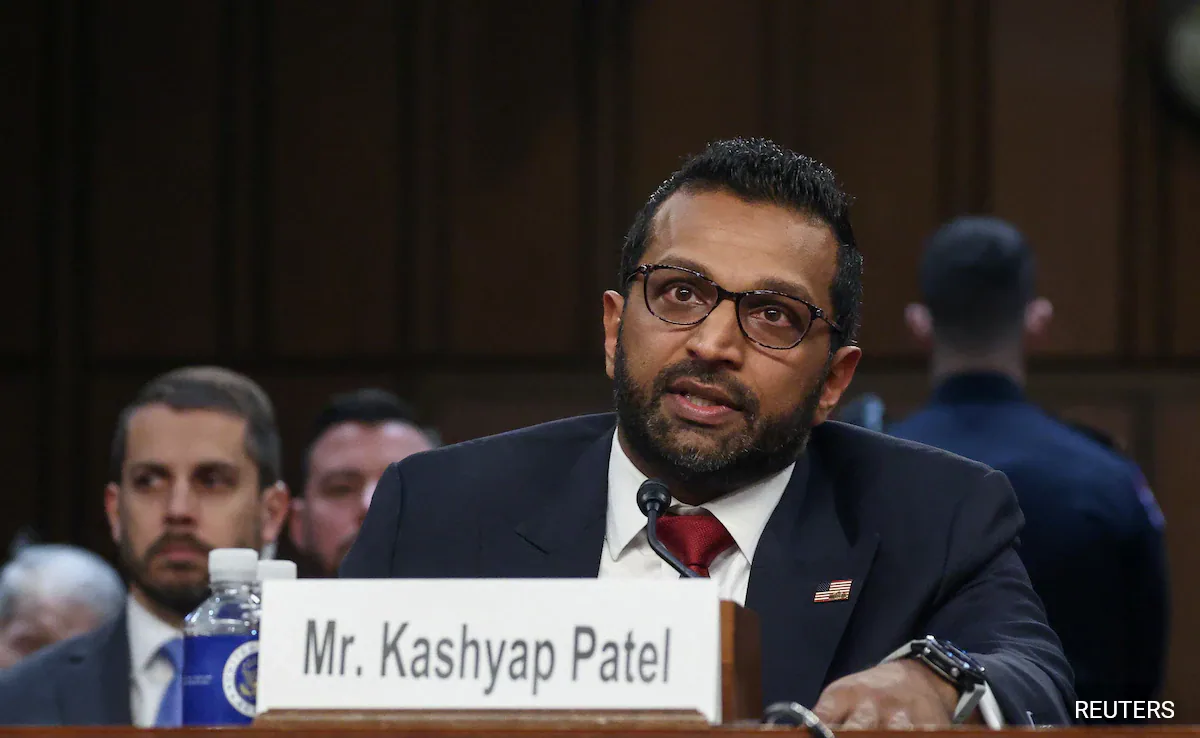 Și România ar avea nevoie de un om precum Kash Patel pentru a desecretiza și declasifica toate matrapazlâcurile. Cine este noul director al FBI
