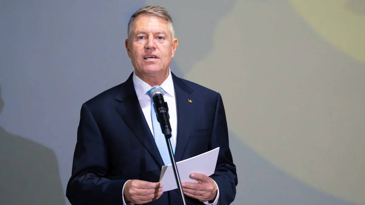 George Simion propune retragerea decorațiilor oferite de Klaus Iohannis trădătorilor din CCR: „Să curățăm țara de oamenii care au servit interese străine”