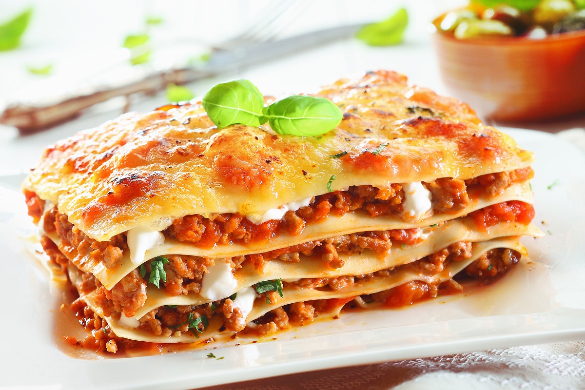 Lasagna cu carne tocată, de ți se topește în gură. Cum să pregătești foi de paste în casă