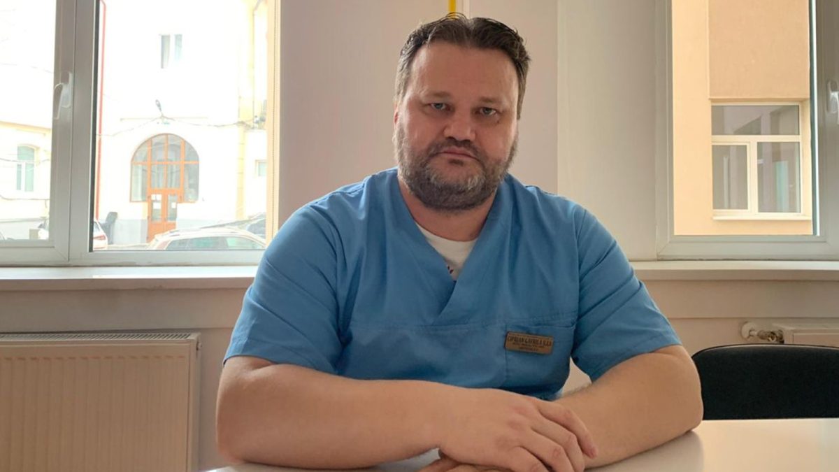 Creta și varul sunt printre cele mai ciudate pofte ale gravidelor: „Îl decojeam de pe peretele din baie și îl mâncam”! Un medic obstetrician explică situația – FOTO