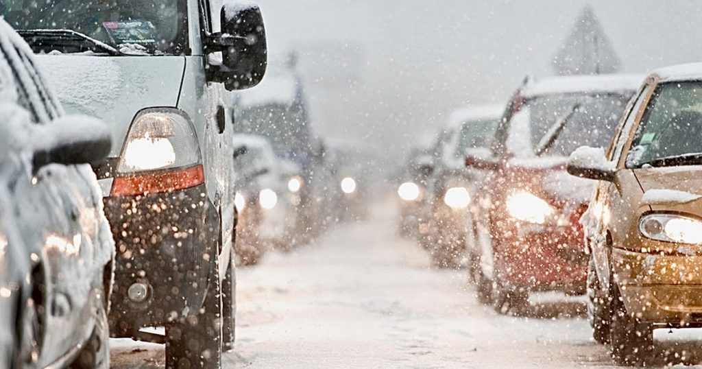 Se montează obligatoriu la mașini pe timp de iarnă! Amenzile sunt uriașe pentru șoferi