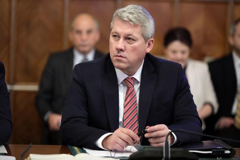 Scandal politic: POT îl cheamă în Parlament pe ministrul de Interne pentru explicații: “Predoiu acționează ca un securist”