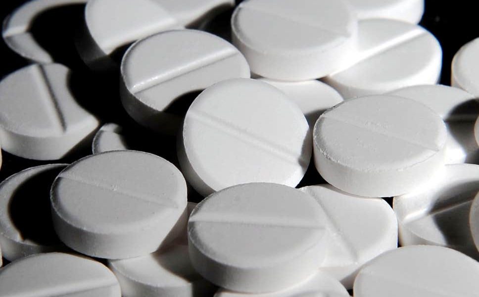 „Provocarea Paracetamol” face ravagii pe Tik Tok! Medicii atrag atenția că tinerii pot muri