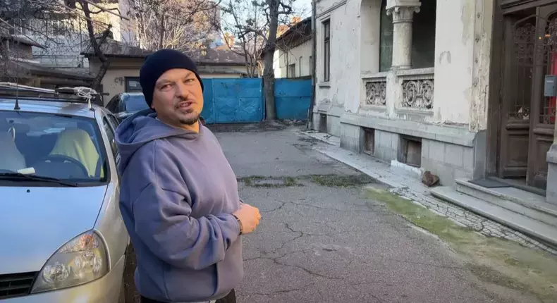 Cum arată noua casă a lui Puya. Artistul a achiziționat o locuință istorică din București