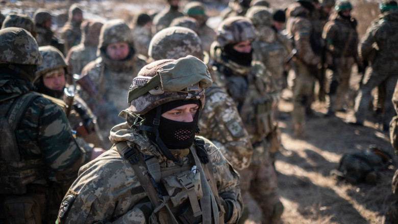 „Nu-mi pasă” de pacea pe care Trump o oferă, spun ofițerii militari ucraineni. Ambasadorul ucrainean în SUA și-a pus mâinile în cap