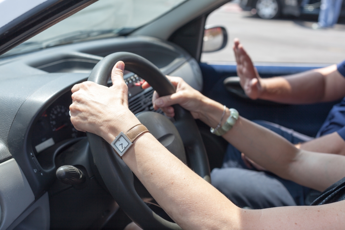 Se schimbă regulile pentru tinerii între 17 și 24 de ani, care vor să obțină permisul de conducere! Ce înseamnă starea de probă și permisul de conducere gradat