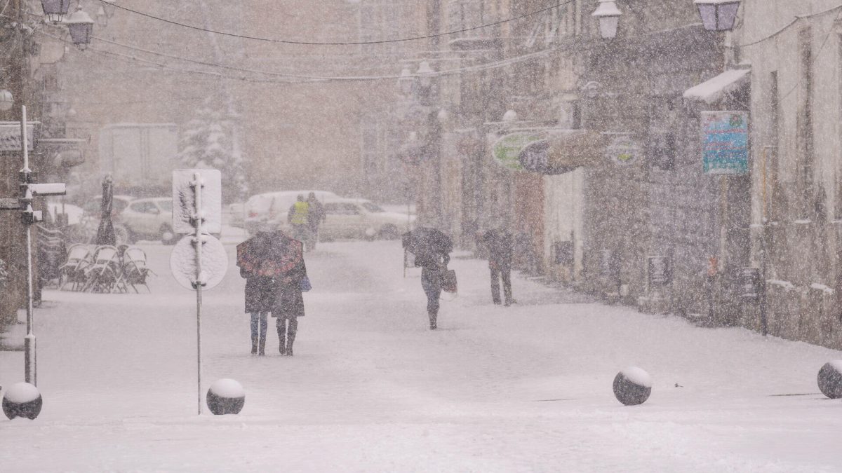Avertizări Meteorologice pentru următoarea perioadă: vânt puternic, ninsori și ger