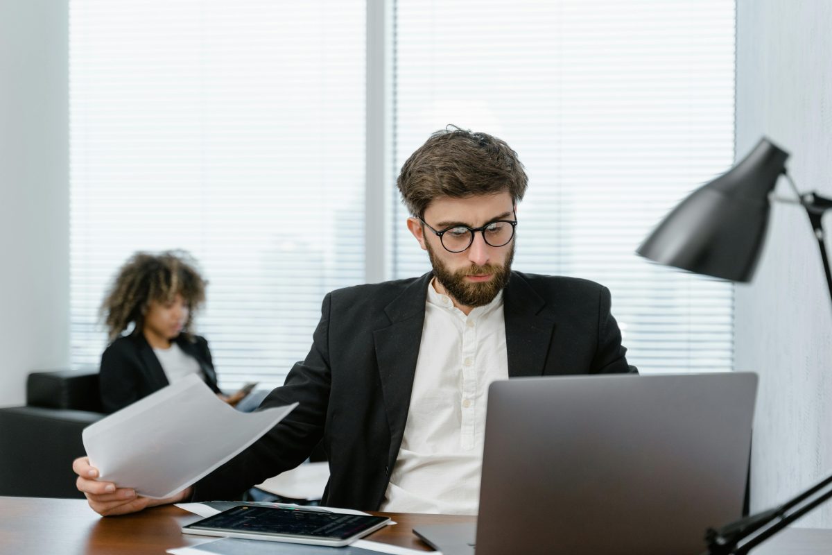 Obține un credit pentru susținerea afacerii tale online, în doar 24 de ore (P)