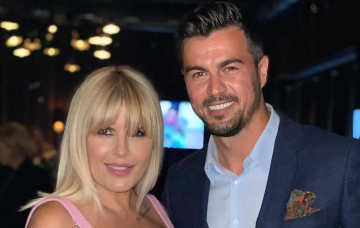 Adrian Alexandrov, surprins în compania unei alte femei. Bărbatul nu s-a ascuns chiar dacă Elena Udrea se află după gratii!