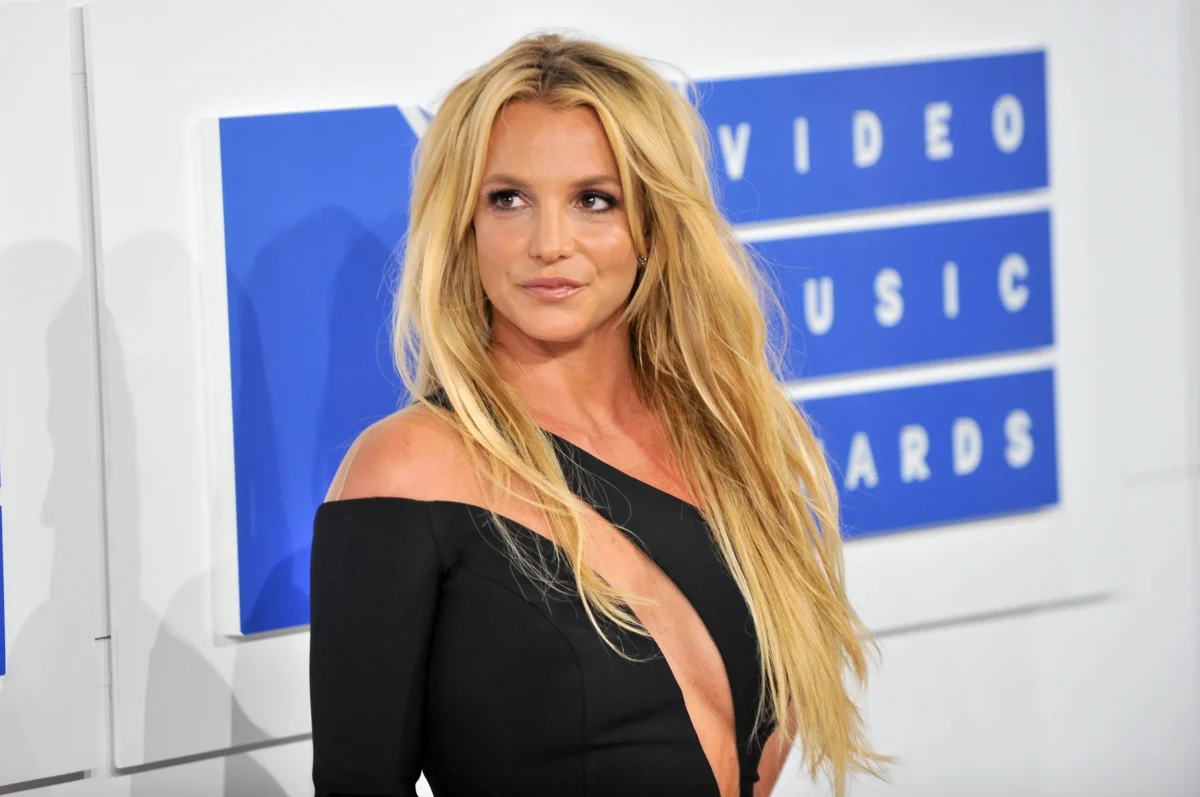 Britney Spears șochează fanii cu poze îndrăznețe în lenjerie! Ce dezvăluiri uluitoare a făcut artista