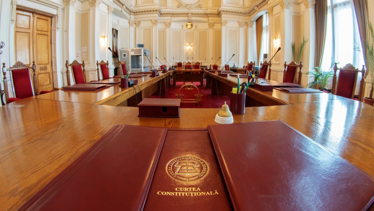 CCR respinge sesizarea partidelor AUR, SOS și POT. Legile privind doborârea dronelor şi desfăşurarea pe timp de pace a misiunilor militare, constituţionale