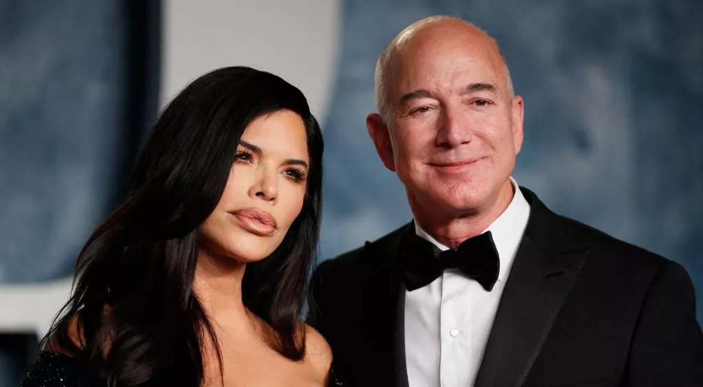 Jeff Bezos și Lauren Sánchez se căsătoresc! Pregătirile includ o călătorie în spațiu și un inel de milioane de dolari