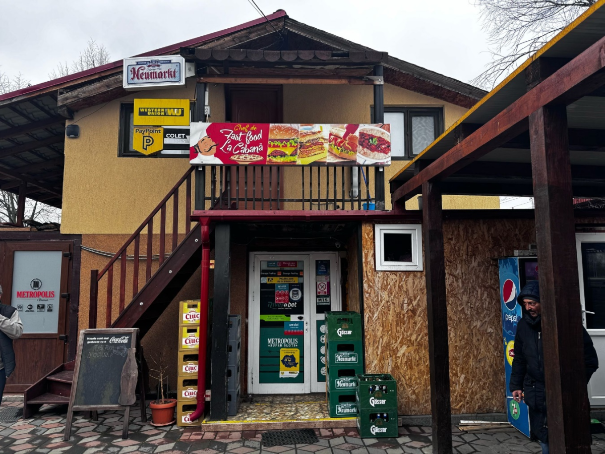 Acesta este printre primele fast-fooduri deschise la Iași. Iată povestea din spatele „La Cabană”, o afacere care există de 34 de ani