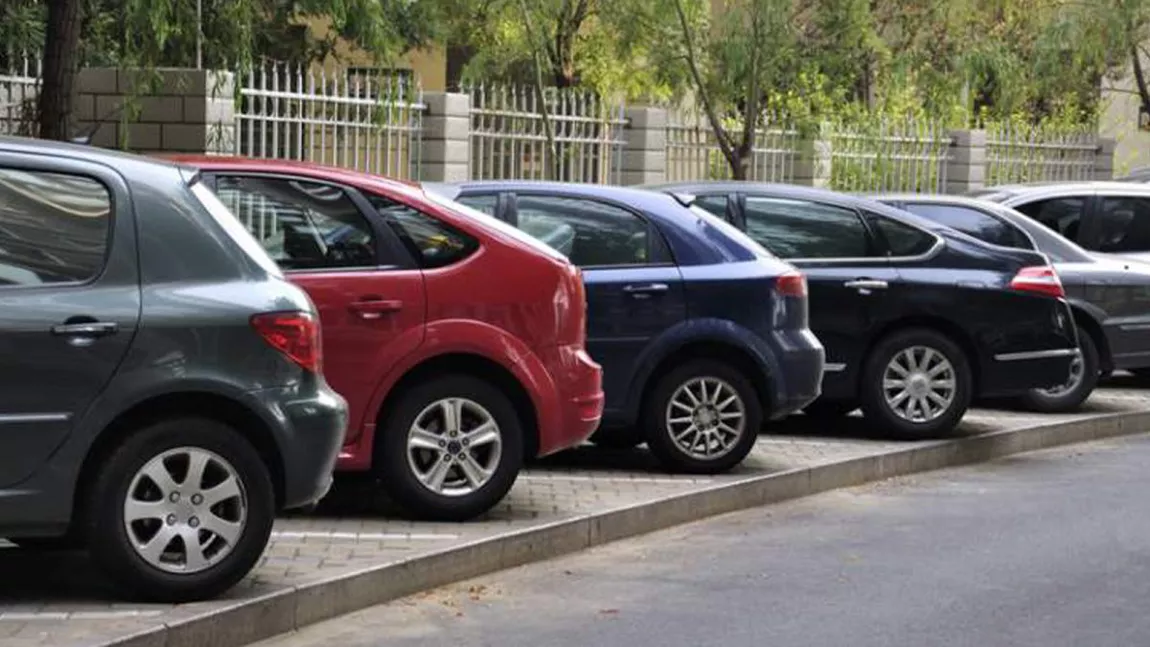 Primăria Municipiului Iași a anulat o licitație publică și a mai organizat încă două, care au ca scop închirierea de locuri de parcare