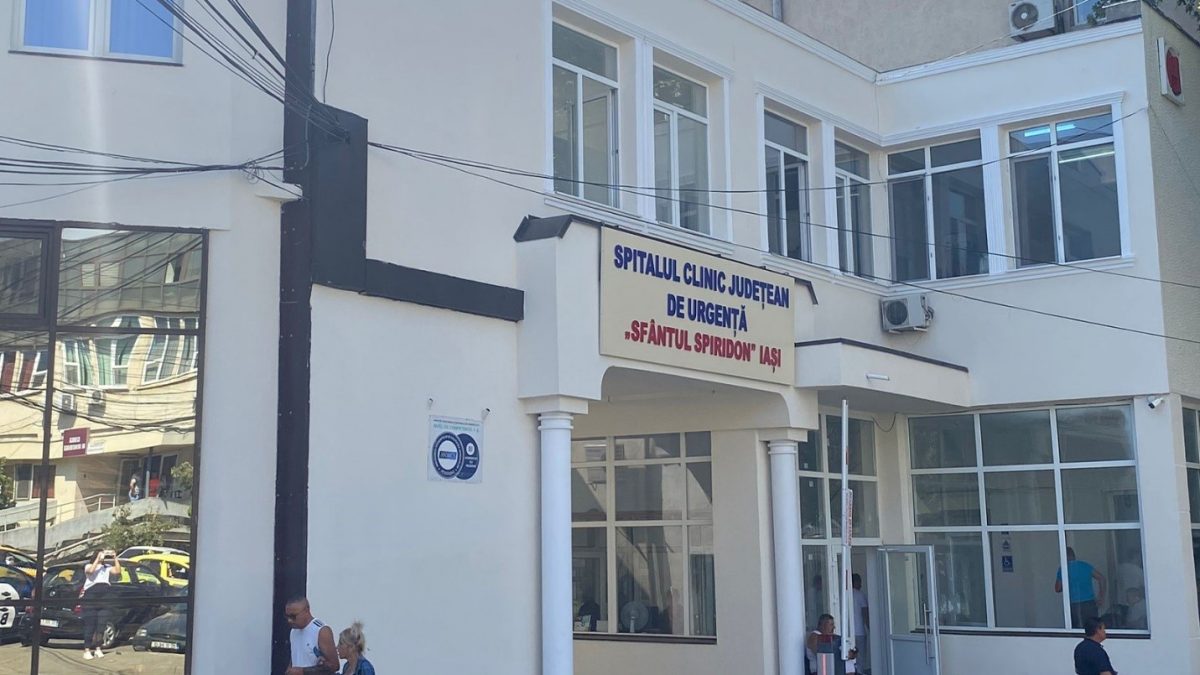 Spitalul Clinic „Sf. Spiridon” Iași investește aproape 22.000 de euro în achiziția de halate medicale