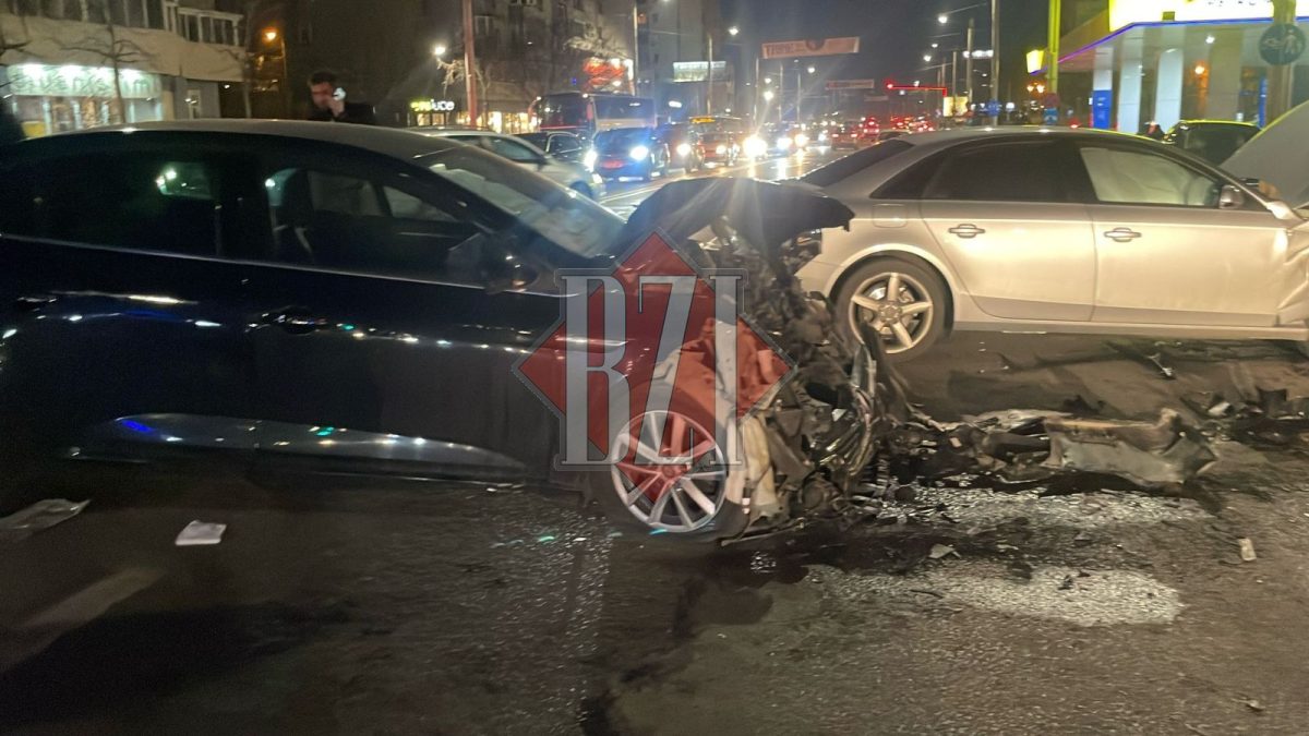 Accident rutier grav în Păcurari. Trei autoturisme s-au făcut praf după un impact violent – EXCLUSIV, FOTO, UPDATE